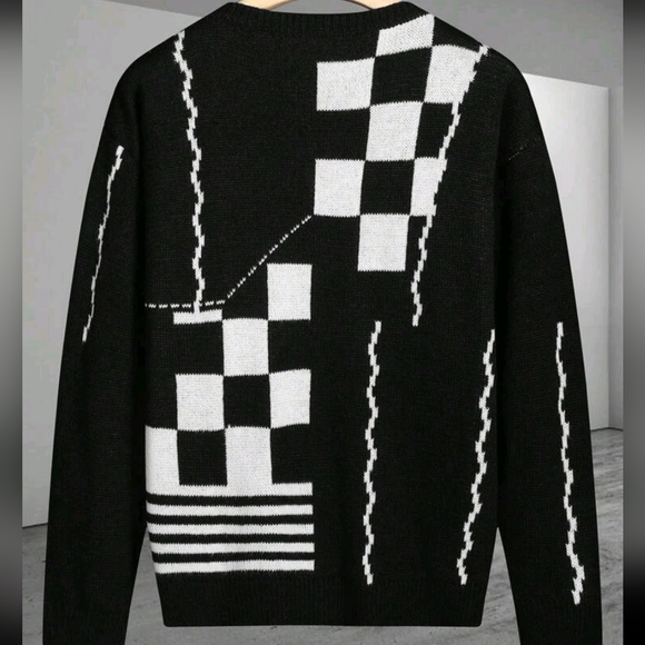 Men's Loose Fit Plaid Pattern Cardigan Sweater - Picture 6 of 6